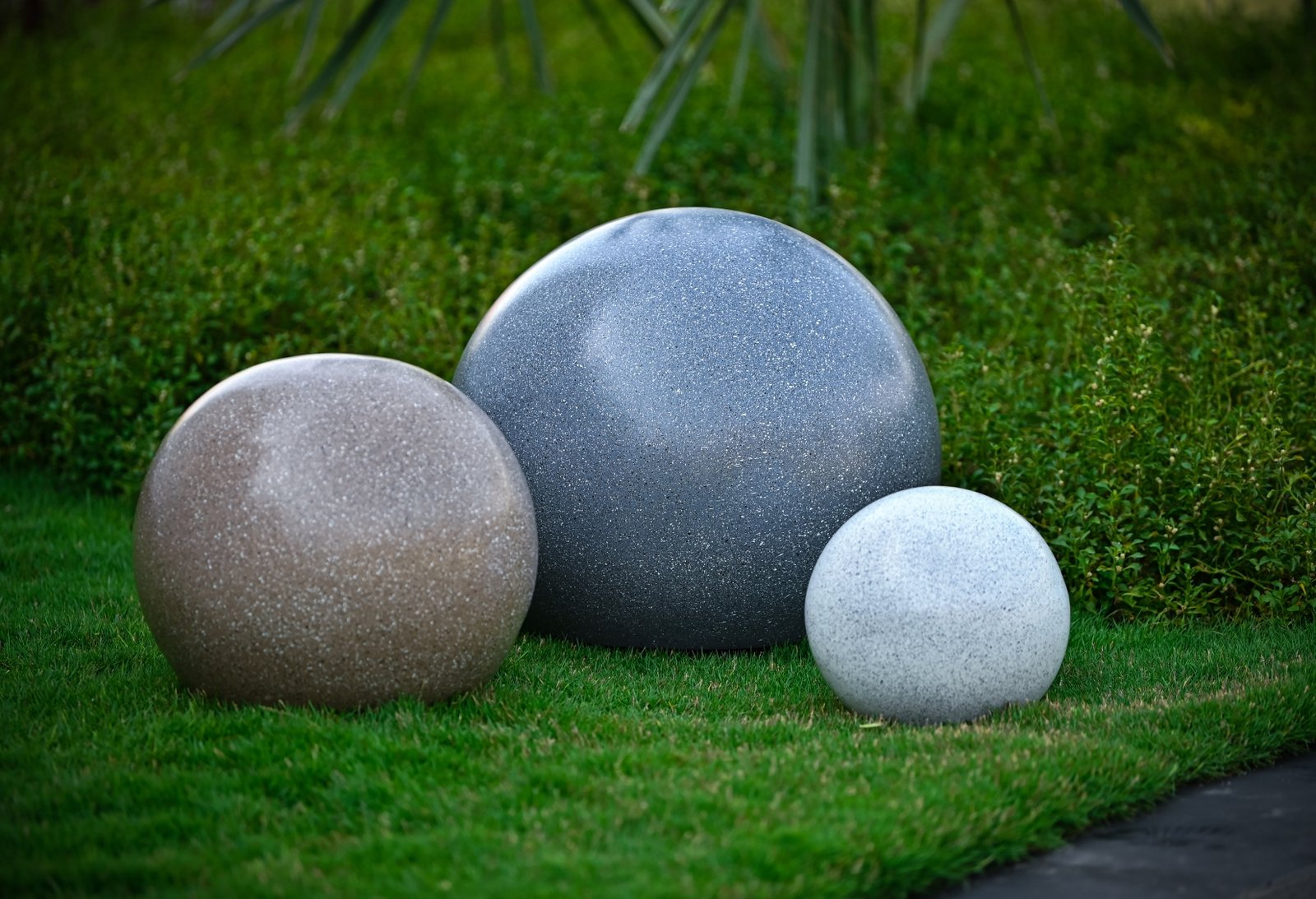 GARDEN PEBBLES